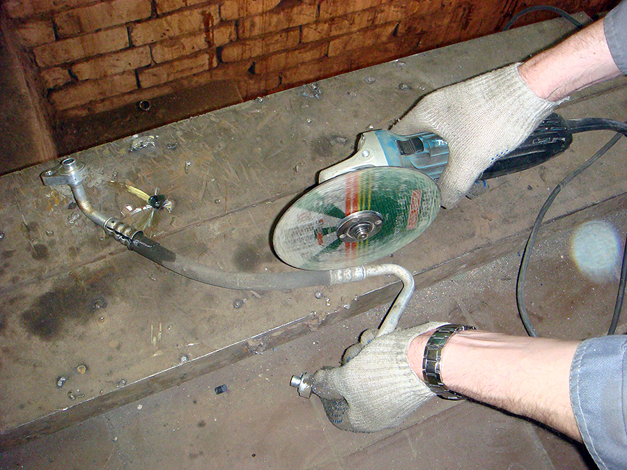 Image - DIY air conditioner pipe repair