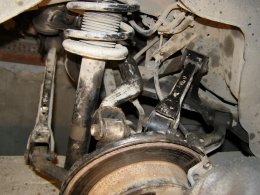 Image - DIY nissan liberty rear suspension repair