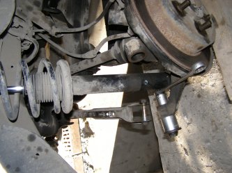 Image - DIY nissan liberty rear suspension repair