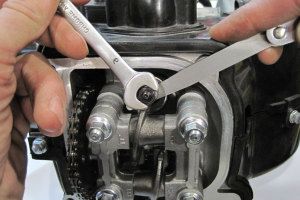 Image - Do-it-yourself scooter repair viper