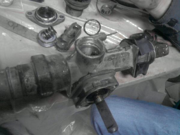 Image - Priora do-it-yourself power steering rack repair