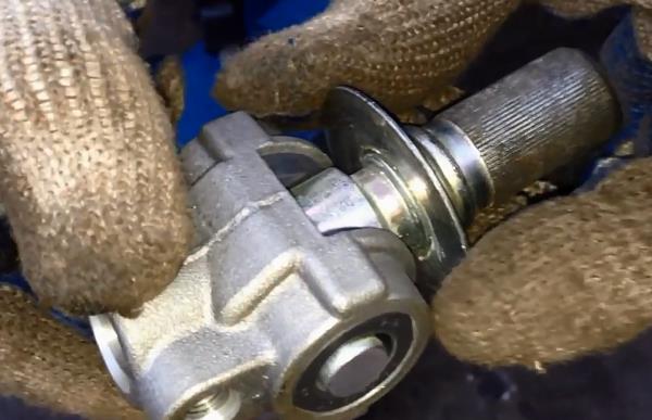Image - DIY VAZ 2114 backstage repair