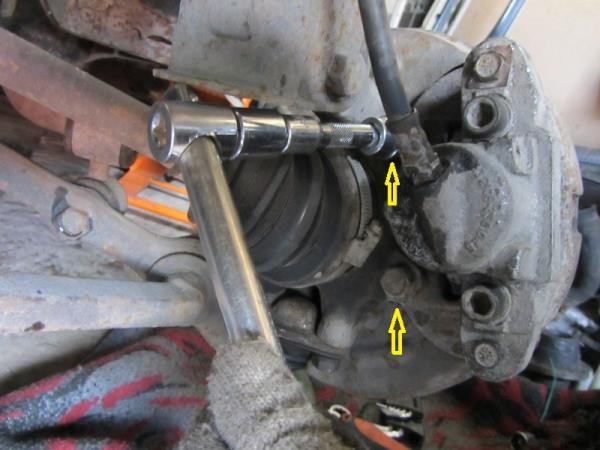 Image - DIY VAZ 2114 caliper repair