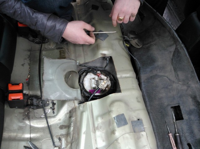 Image - DIY ford mondeo 3 fuel pump repair