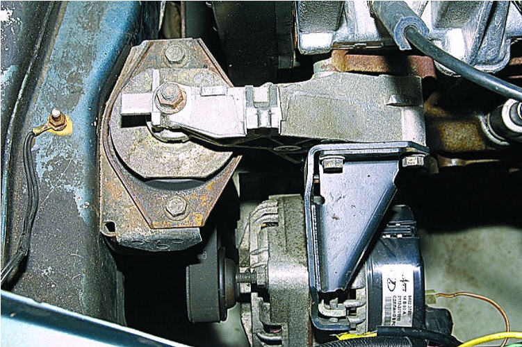 Image - DIY VAZ 2110 engine mount repair