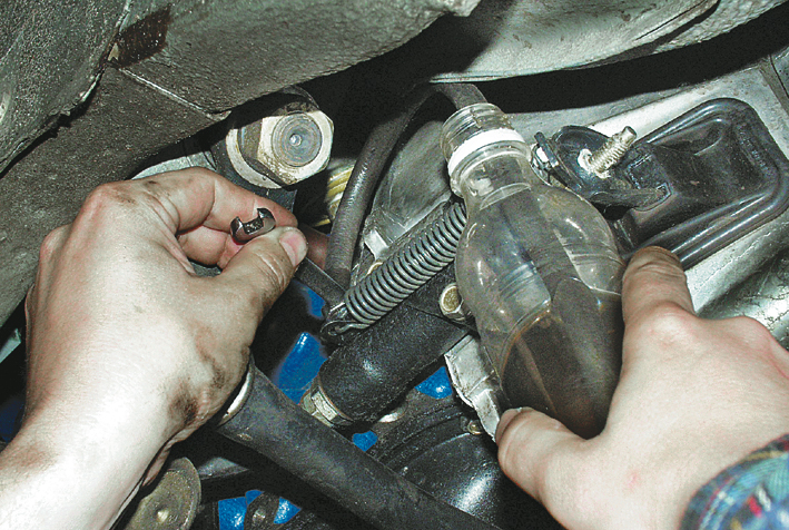 Image - Clutch slave cylinder VAZ 2107 DIY repair