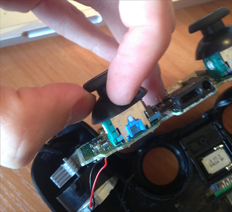 Image - Dualshock 4 DIY repair