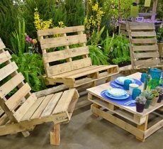 Image - Do-it-yourself sun lounger repair