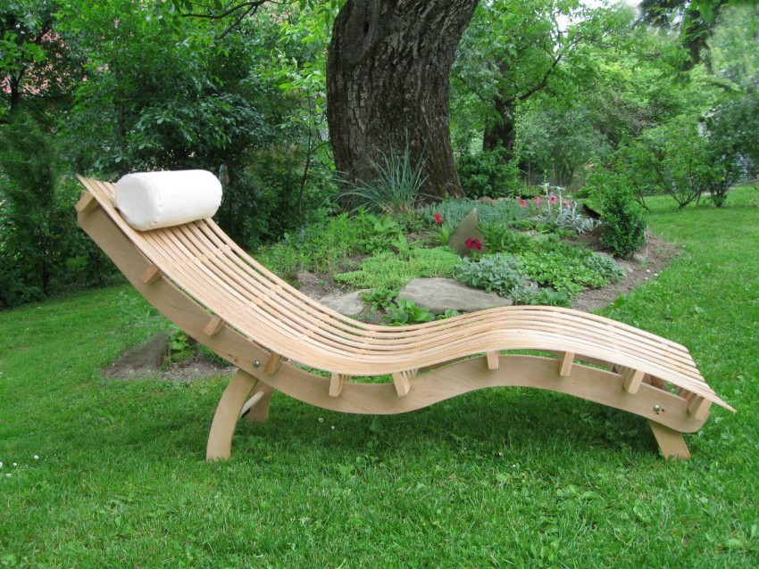 Image - Do-it-yourself sun lounger repair