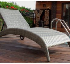 Image - Do-it-yourself sun lounger repair