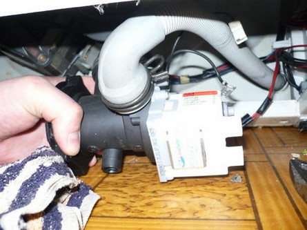 Image - Do-it-yourself Bosch washing machine does not drain water