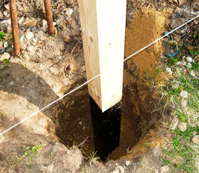 Image - DIY wooden fence repair