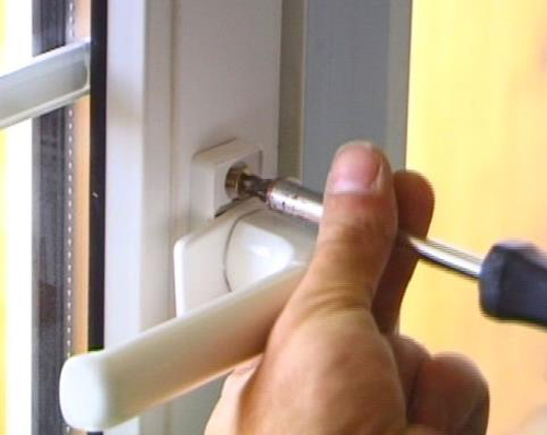 Image - DIY repair of euro windows