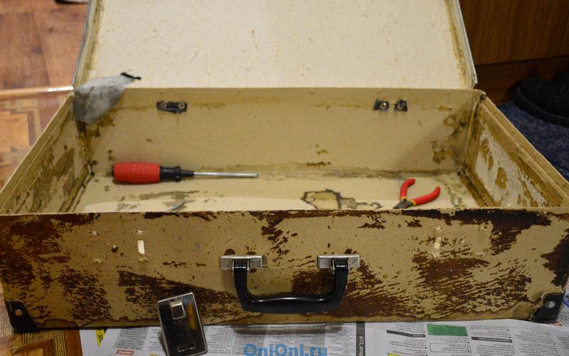 Obrázek - DIY oprava kufru na kolečkách