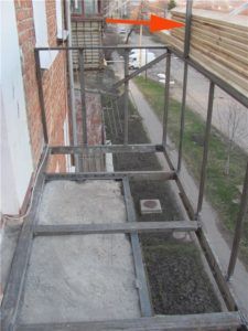 Image - DIY repair on the balcony in Khrushchev
