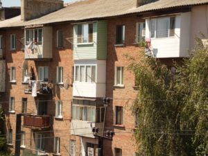 Image - DIY repair on the balcony in Khrushchev