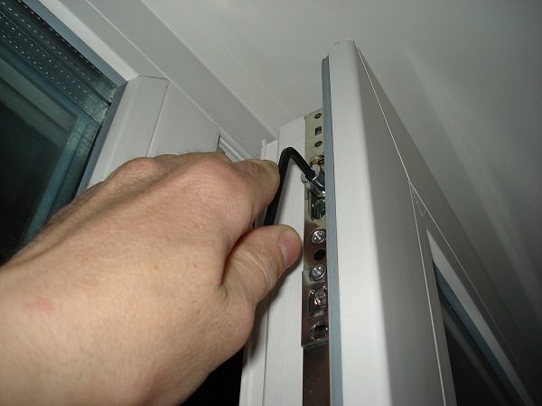 Image - DIY pvc door repair