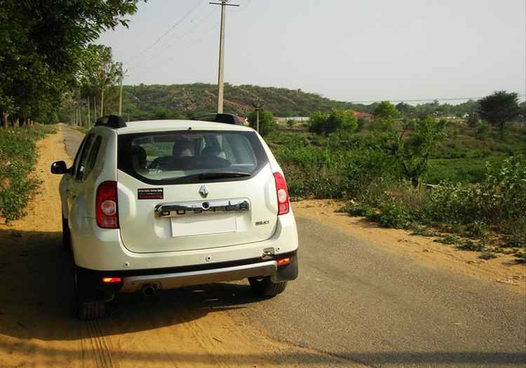 Image - Do-it-yourself rear bumper repair Renault Duster
