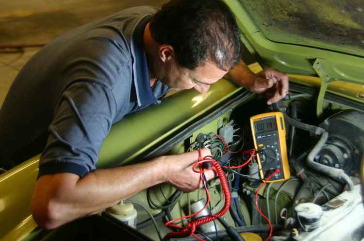 Image - DIY auto electrician repair