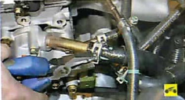 Image - Nissan Almera classic DIY engine repair