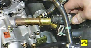 Image - Nissan Almera classic DIY engine repair