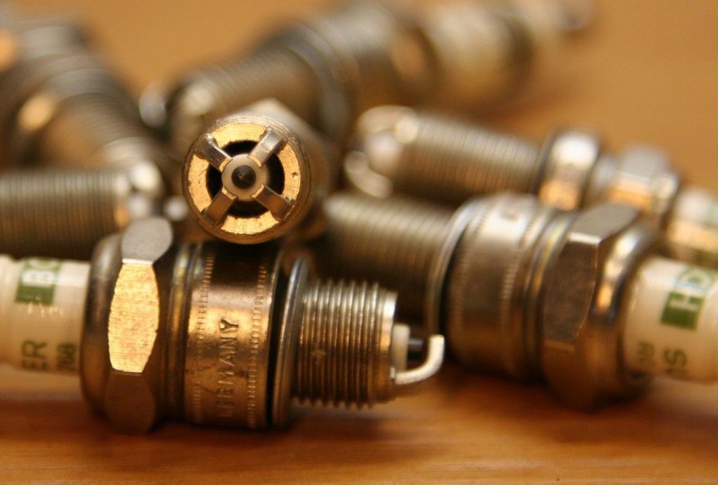 Image - DIY spark plugs repair