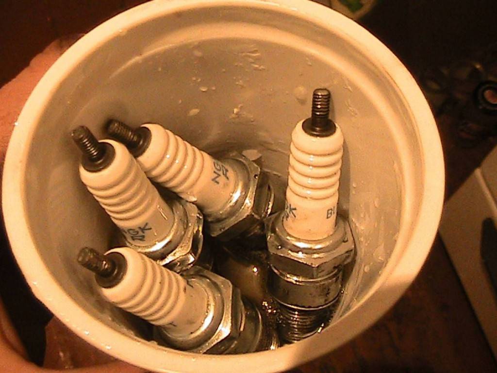 Image - DIY spark plugs repair
