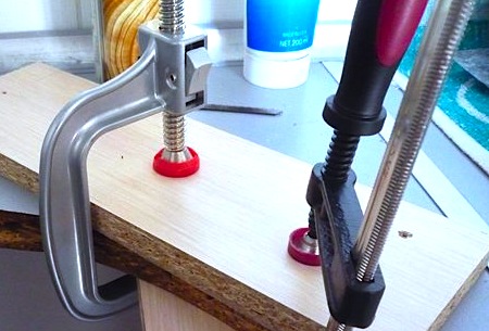 Image - DIY chipboard countertop chip repair
