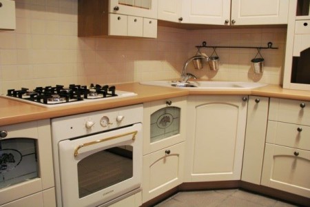 Image - DIY chipboard countertop chip repair