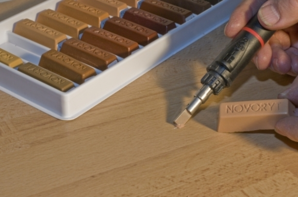 Image - DIY chipboard countertop chip repair