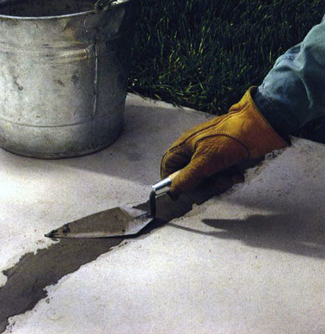 Obrázek - DIY oprava betonové cesty v zemi