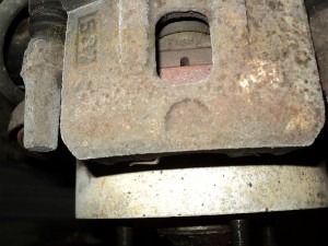 Image - DIY repair of the rear caliper of a Mitsubishi Lancer 9