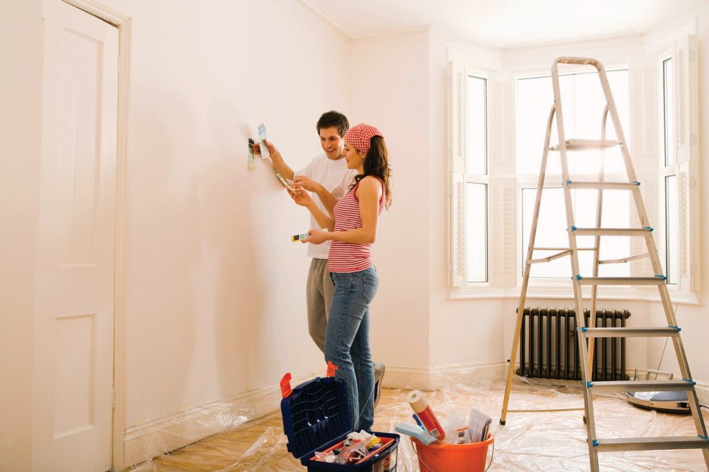 Image - DIY repair in the room