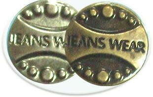 Image - DIY repair of buttons on jeans