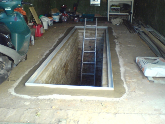 Image - DIY car repair pit