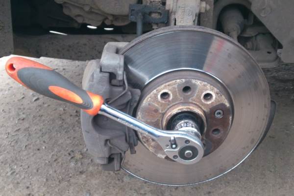 Image - Do-it-yourself Opel Astra n hub repair