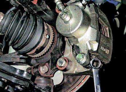 Image - DIY Chevrolet Lacetti Caliper Repair