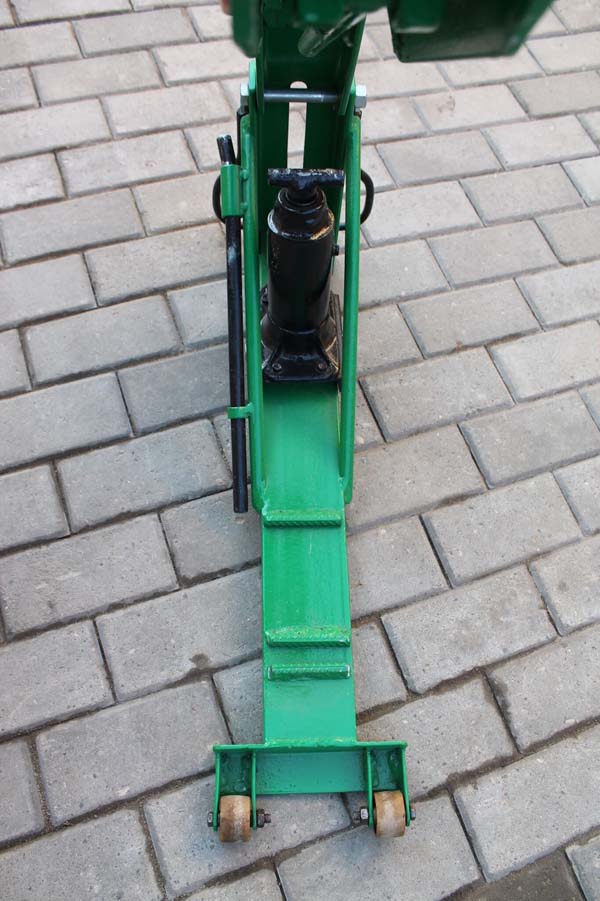 Image - Do-it-yourself rolling board for car repair
