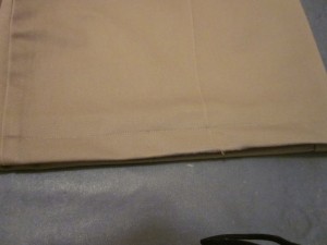 Image - DIY jeans bottom repair
