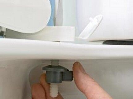 Image - Toilet lid with microlift DIY repair