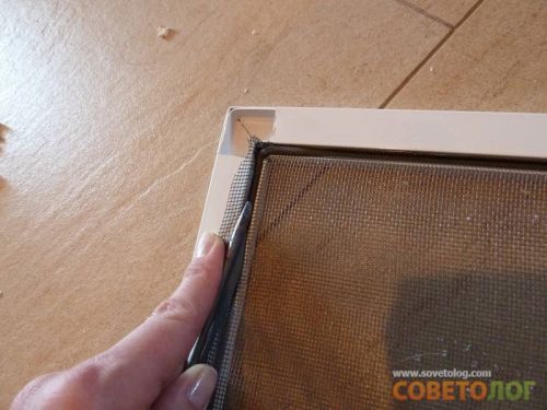 Image - DIY repair of mosquito nets in plastic windows