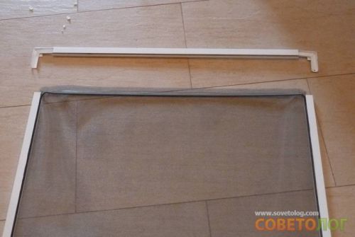 Image - DIY repair of mosquito nets in plastic windows