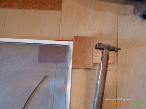 Image - DIY repair of mosquito nets in plastic windows