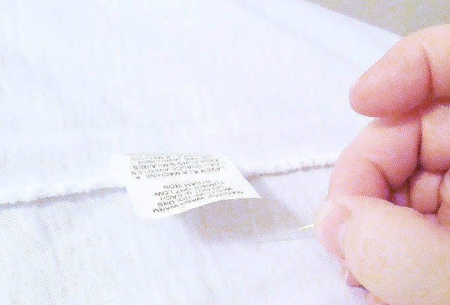 Image - DIY repair of holes on clothes