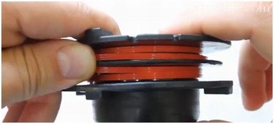 Image - Do-it-yourself petrol mower repair
