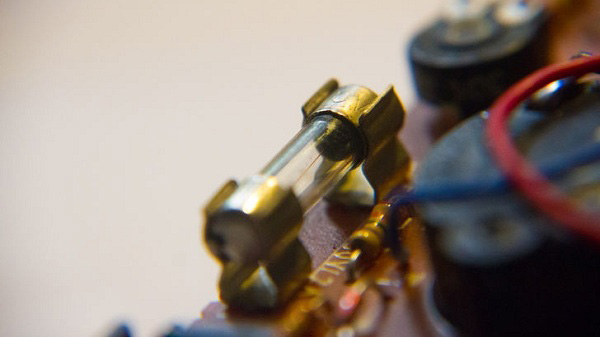 Image - Do-it-yourself Bosch washing machine repair fuse replacement