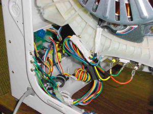 Image - DIY repair of washing machines eyelid