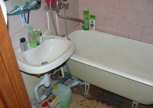 Image - DIY repair in the bathroom Khrushchev