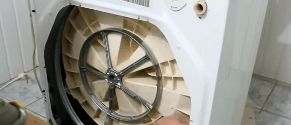 Image - Repair of a washing machine indesit do-it-yourself bearing replacement