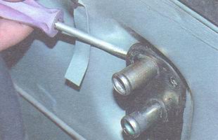 Image - DIY VAZ 2106 heater tap repair